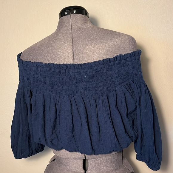Free People Dancing Till Dawn Off Shoulder Blouse Navy Blue Size Small Buttons - Picture 5 of 5